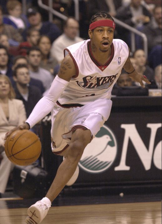 杜兰特关键补篮逆转比分（杜兰特关键补篮完成反超）