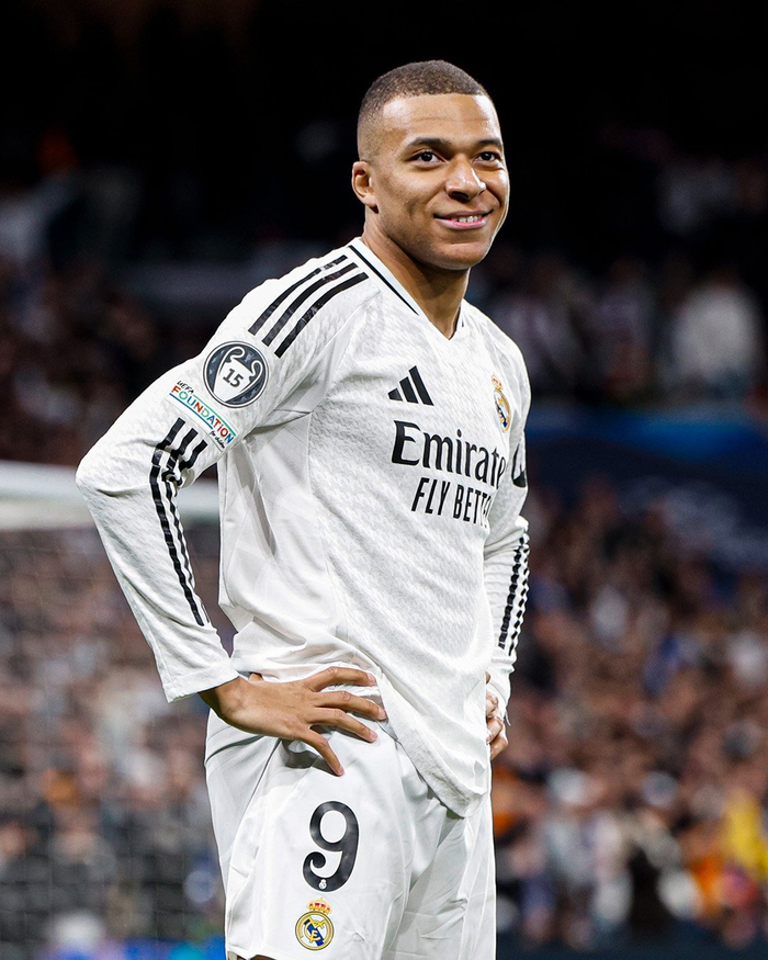 本-戴维斯：孙兴慜对我来说是家人，他离队让我非常难过（本-戴维斯：孙兴慜在我心中如家人，他的离队让我难过不已）