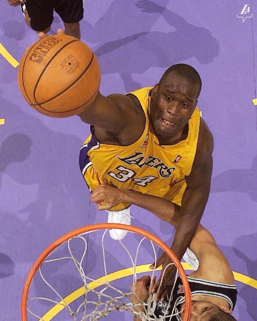 马斯坦托诺：亚马尔现在比我强；维尼修斯对阿隆索道过歉（马斯坦托诺：现阶段亚马尔更胜我一筹；维尼修斯已向阿隆索致歉）