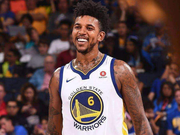 津媒谈国足选帅：本土“少壮派”教练的优势不容忽视（津媒：国足选帅应重视本土少壮派教练的优势）