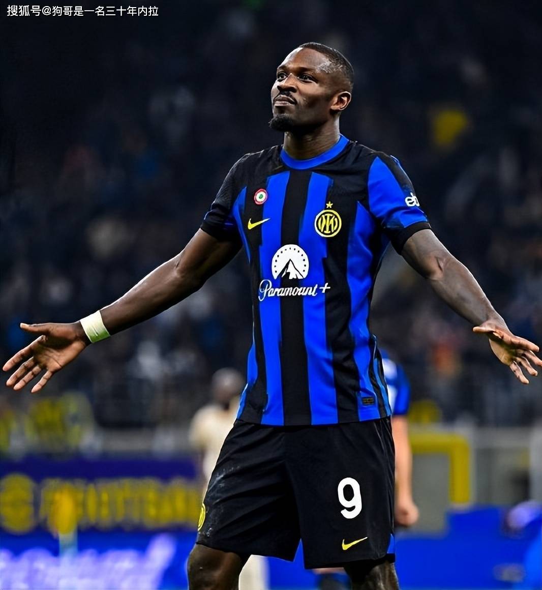 末节存在感有限！巴特勒11中6得到15分8篮板5助攻（末节表现平平！巴特勒11投6中拿下15分8篮板5助攻）