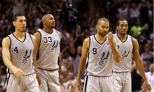 米切尔43分带队豪取第13场胜利，骑士135-119轻取步行者（米切尔砍下43分，骑士135-119击退步行者收获第13胜）