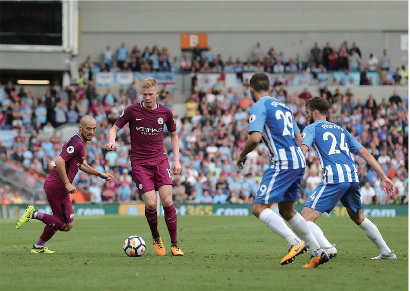 全能表现！奎因近5场比赛场均17.8分7.2篮板6.6助攻（奎因多面手本色尽显：近5场场均17.8分、7.2篮板、6.6助攻）