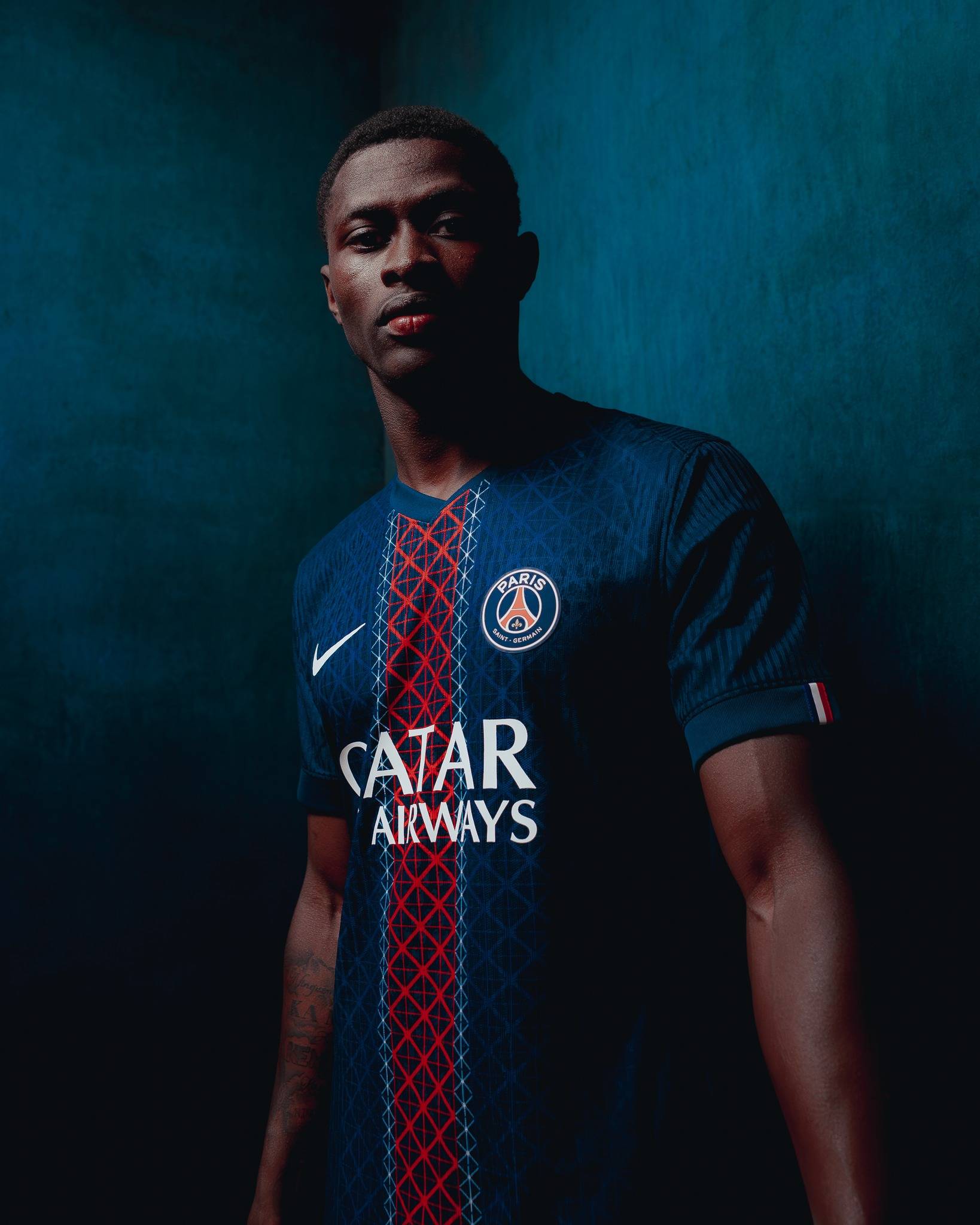 本赛季中超丢球榜：成都蓉城28球最少，梅州客家71球最多（中超本季失球榜：成都蓉城仅失28球最少，梅州客家失71球最多）