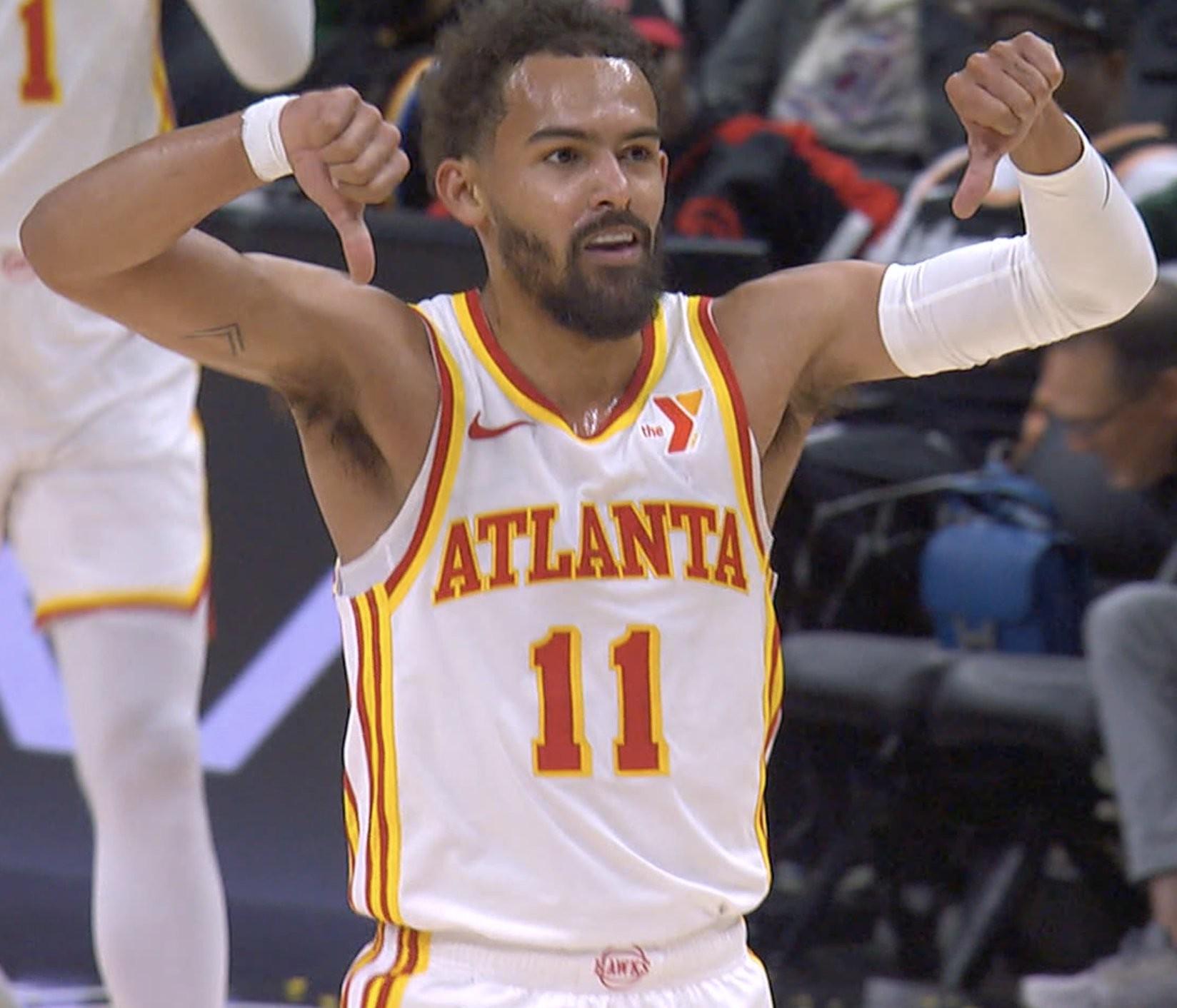 足球中超两场比赛因大雾暂停（受大雾影响，中超两场比赛暂时中止）