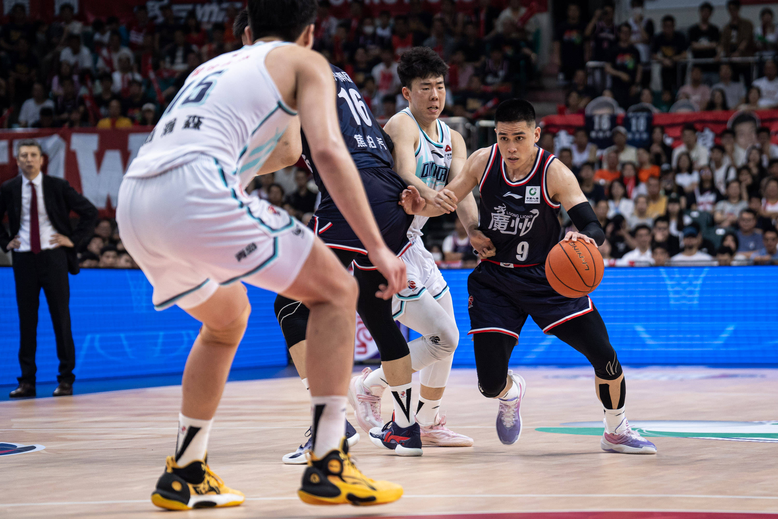 门迪利巴：我们本希望4-3皇马；听到姆巴佩称赞我们令人欣慰（门迪利巴：原盼4-3击败皇马；姆巴佩的称赞让人倍感欣慰）