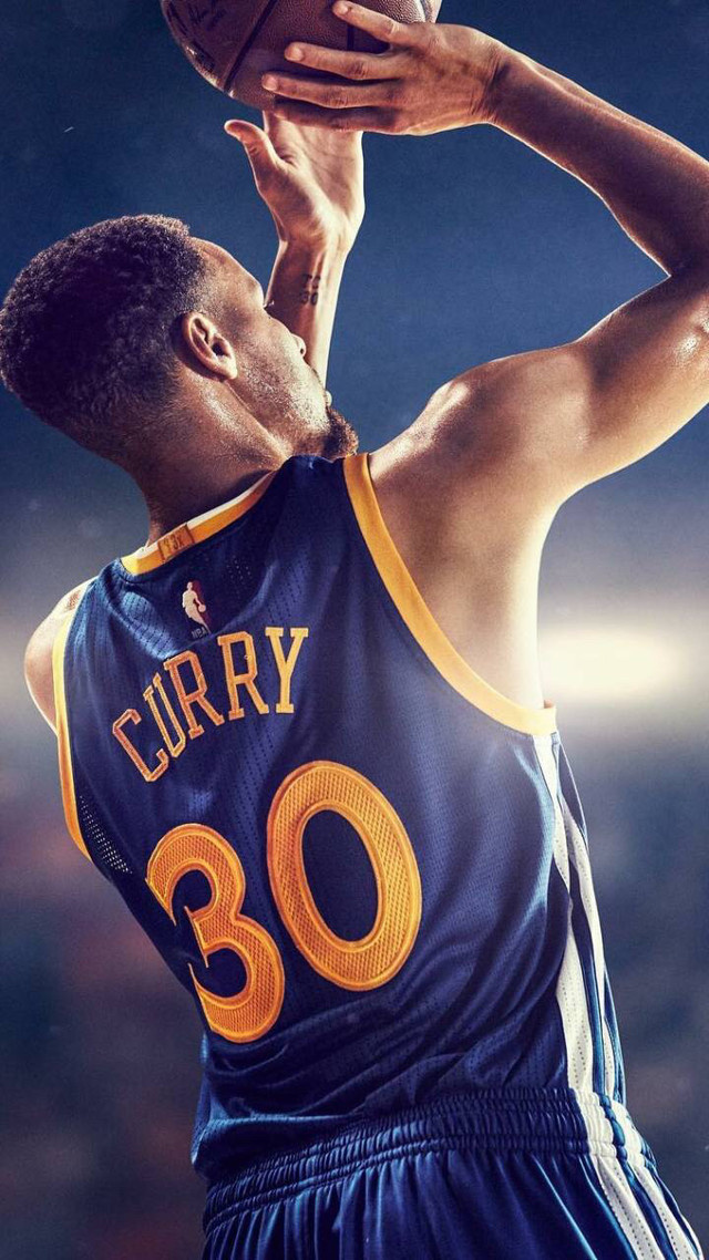 一场4-0！让意甲榜首易主：国米大胜登顶，争冠4强差3分米兰有戏（4-0大捷改写意甲排名：国米登上榜首，争冠四强仅差3分米兰仍有戏）