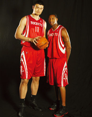 英超七季唯一每季参与进球上双：布鲁诺-费尔南德斯（英超近七季仅布鲁诺-费尔南德斯每季参与进球达双位数）