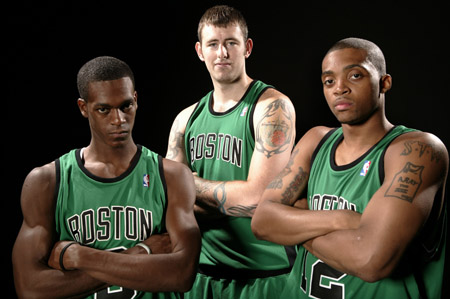 亚特兰大2-1逆转切尔西，德凯特拉雷传射，斯卡马卡建功（德凯特拉雷传射、斯卡马卡进球，亚特兰大2-1逆转切尔西）