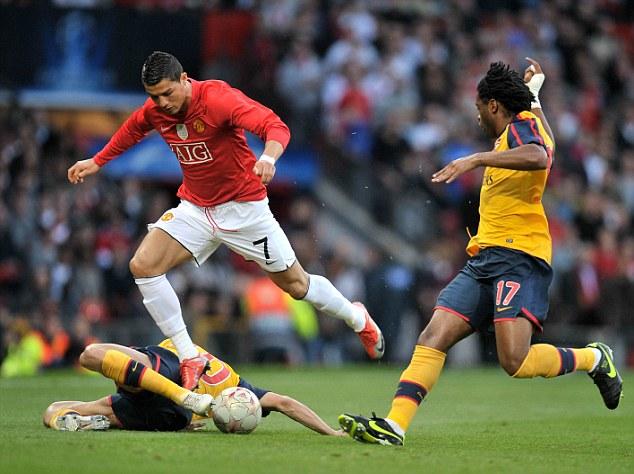 拜仁总监：确实联系过安东尼，还没有为欧冠打阿森纳而紧张（拜仁总监：已与安东尼沟通，欧冠战阿森纳暂不紧张）