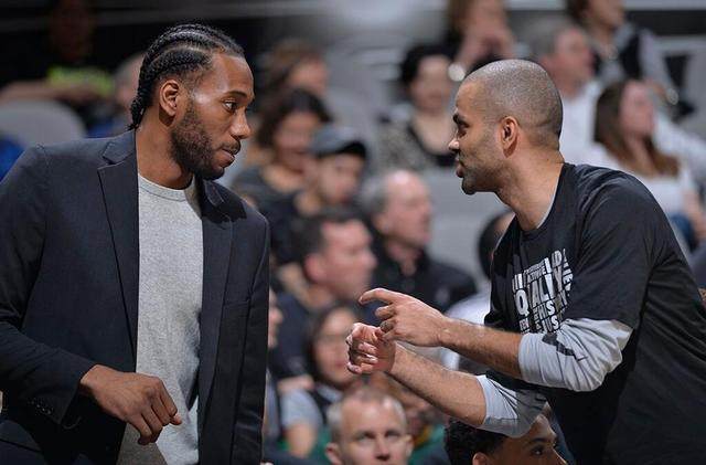 WTT总决赛：王楚钦／孙颖莎战胜印度组合，收获赛事开门红（WTT总决赛：王楚钦／孙颖莎力克印度组合，迎来开门红）