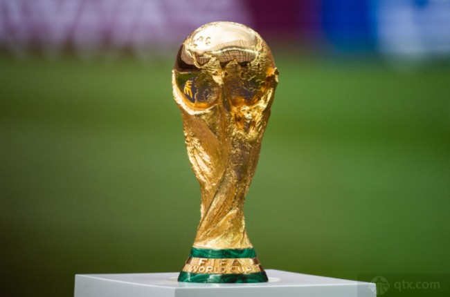 劳塔罗：齐沃拥抱我的次数比我老婆抱我的次数都多（劳塔罗调侃：齐沃抱我的次数比我妻子还多）