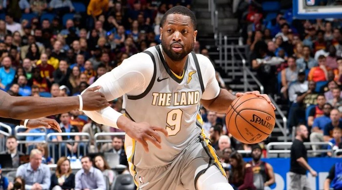 萨格斯爆发，上半场独得25分（萨格斯火力全开，上半场砍下25分）