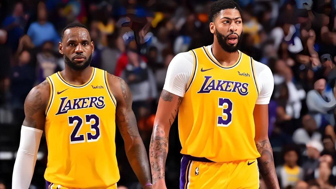 奥尔莫肩伤缺阵一个月，巴萨迎赛季关键考验（奥尔莫肩伤休战四周，巴萨迎来赛季关键期考验）